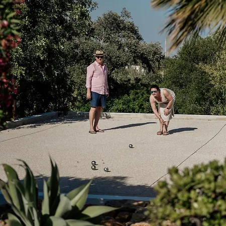 Casa Vermelha فيلة مونكاراباشو